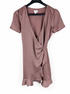 Le Lis Mauve Satin Wrap Mini Dress Ruffle Hem Short Sleeve Size S